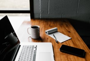 How to Use MT4 Risk Management Indicators Like a Pro